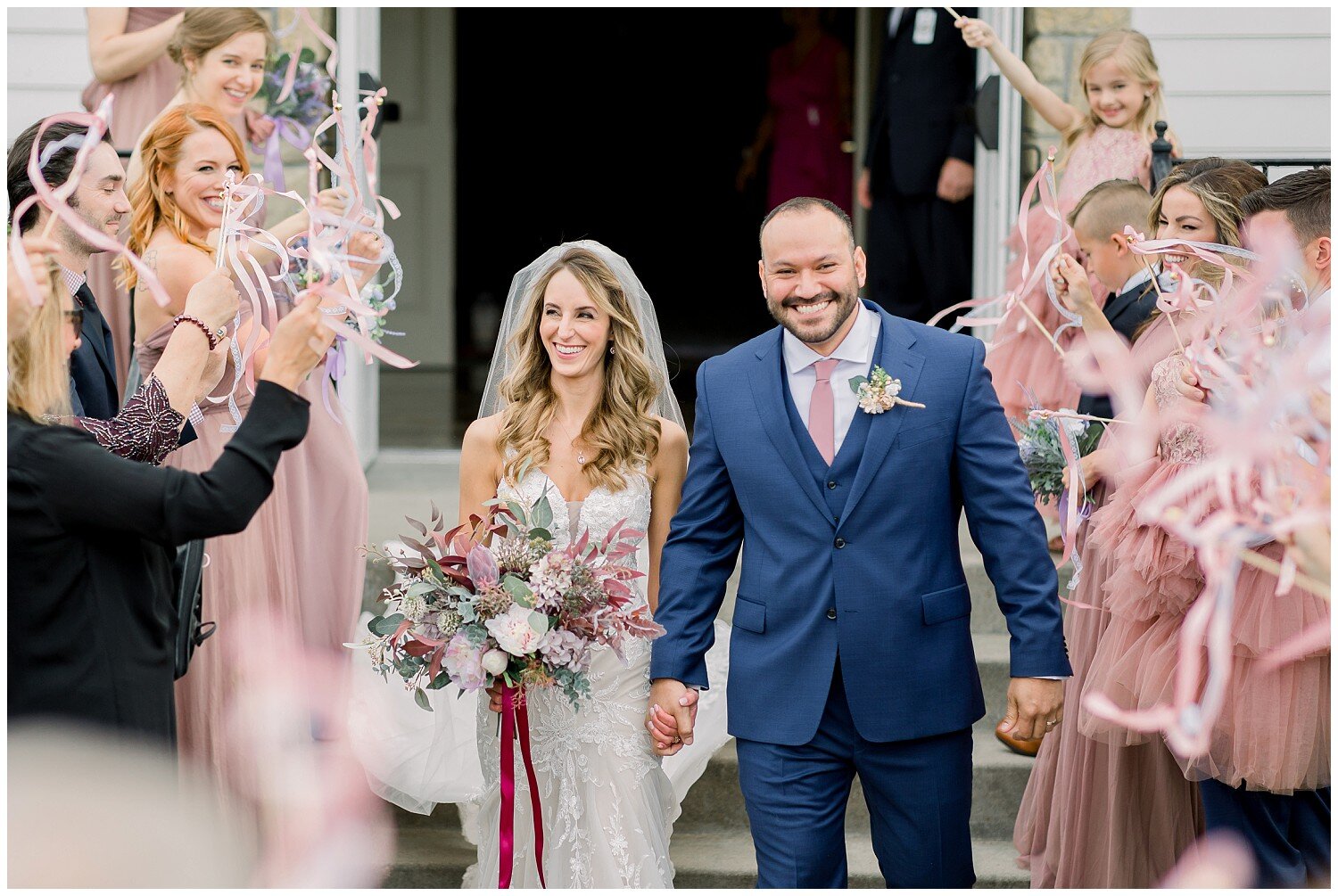 Hawthorne-House-KC-Wedding-Navy-and-light-pink-wedding-colors-K+M-05.2021-Elizabeth-Ladean-Photography-photo-_3444.jpg