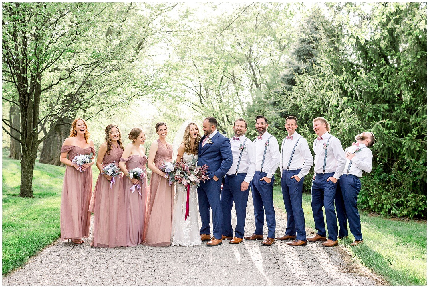 Hawthorne-House-KC-Wedding-Navy-and-light-pink-wedding-colors-K+M-05.2021-Elizabeth-Ladean-Photography-photo-_3448.jpg