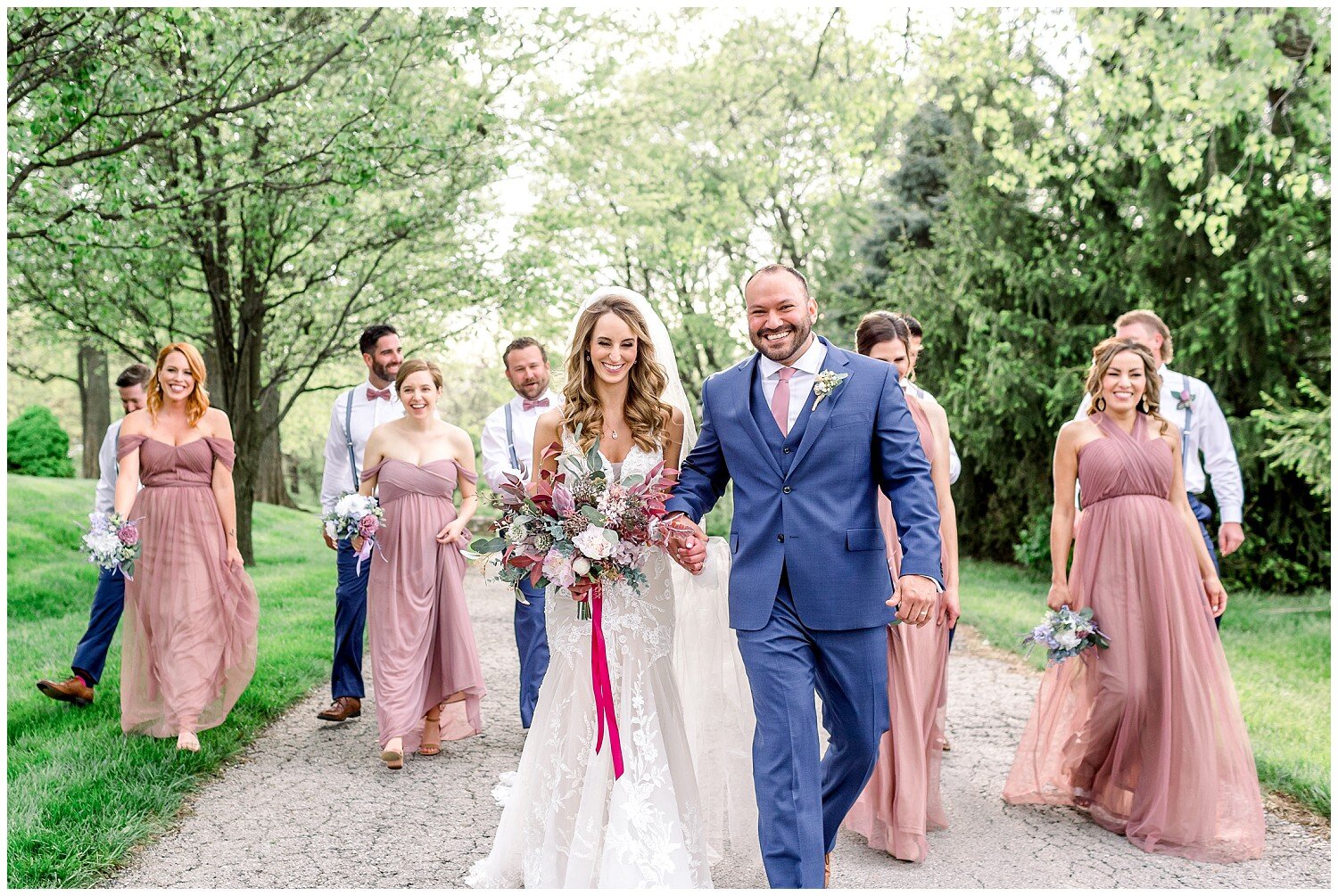 Hawthorne-House-KC-Wedding-Navy-and-light-pink-wedding-colors-K+M-05.2021-Elizabeth-Ladean-Photography-photo-_3450.jpg
