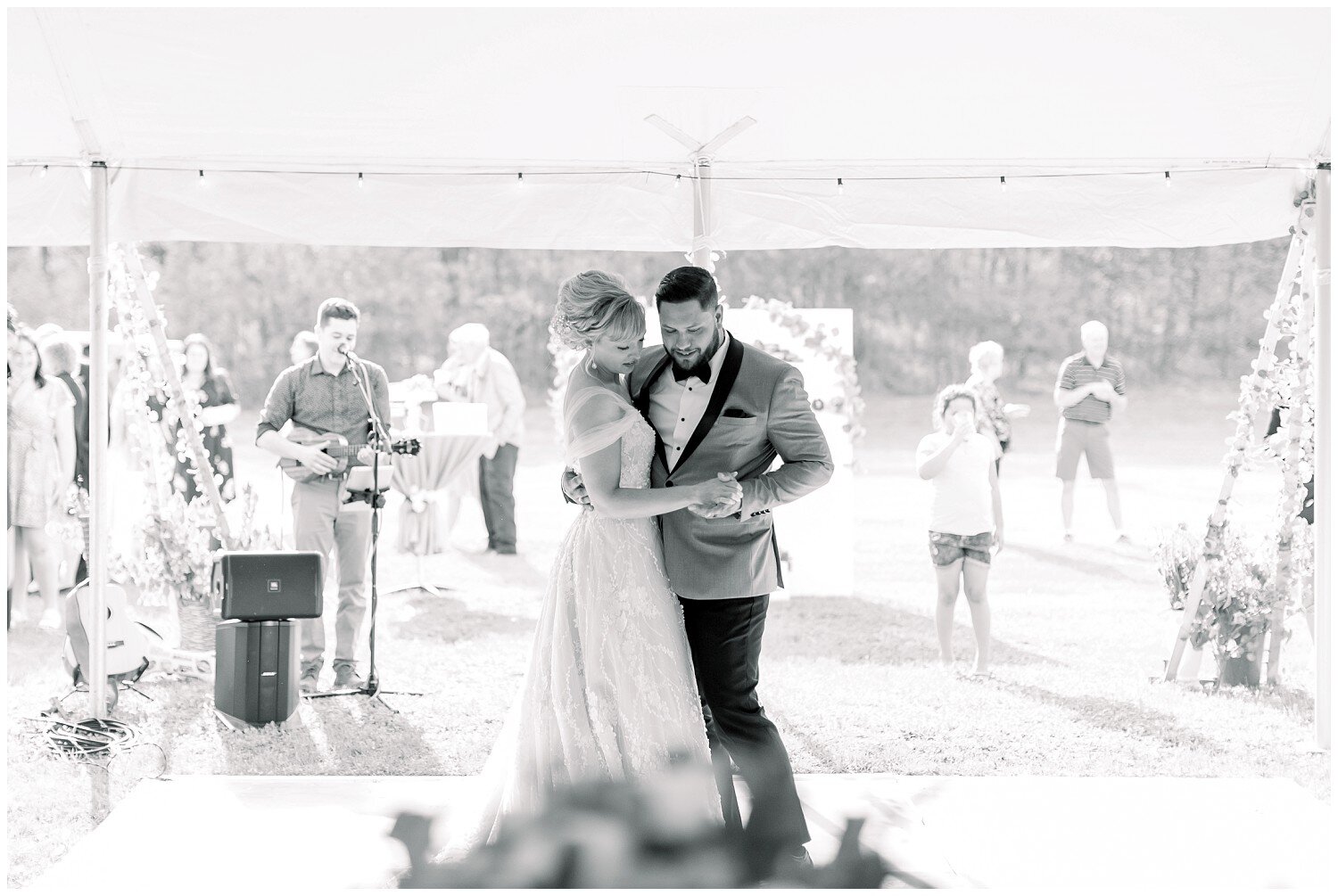 Des-Moines-Iowa-Wedding-Photographer-A+K-05-2021-Elizabeth-Ladean-Photography-photo-_3707.jpg