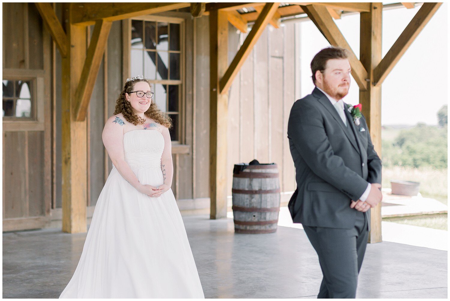 Weston-Timber-Barn-Wedding-Kansas-City-S+C-06-2021-Elizabeth-Ladean-Photography-photo-_4495.jpg