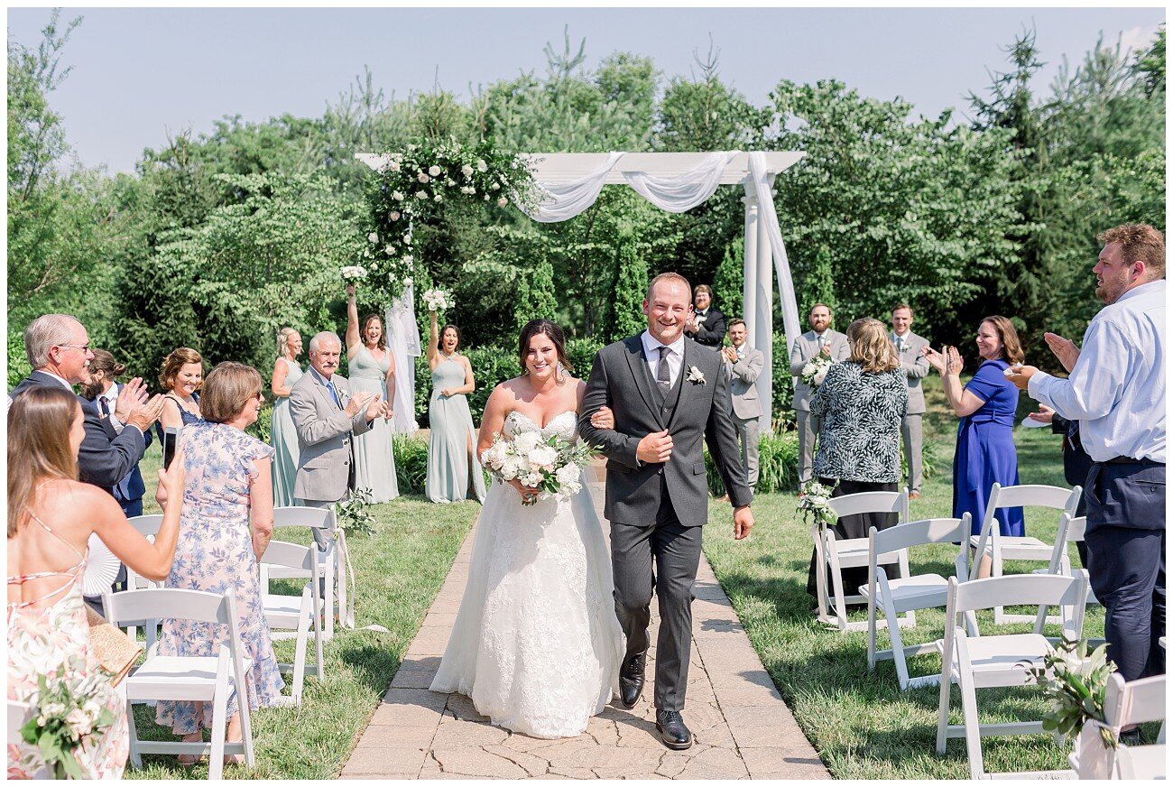 Soft-Classic-Colors-Wedding-at-Eighteen-Ninety-Kansas-City-E+J-07-2021-Elizabeth-Ladean-Photography-photo-_5194.jpg