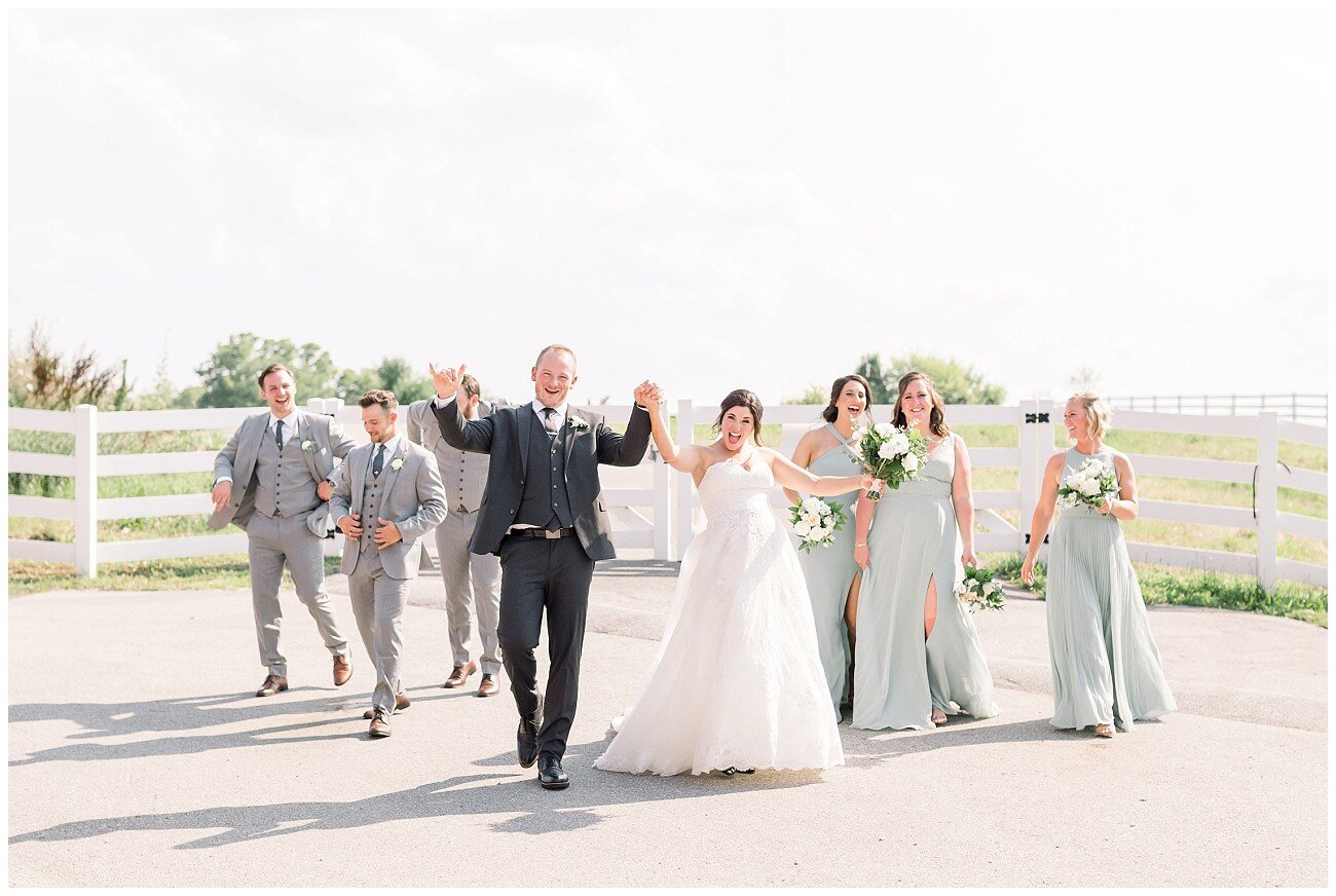 Soft-Classic-Colors-Wedding-at-Eighteen-Ninety-Kansas-City-E+J-07-2021-Elizabeth-Ladean-Photography-photo-_5199.jpg