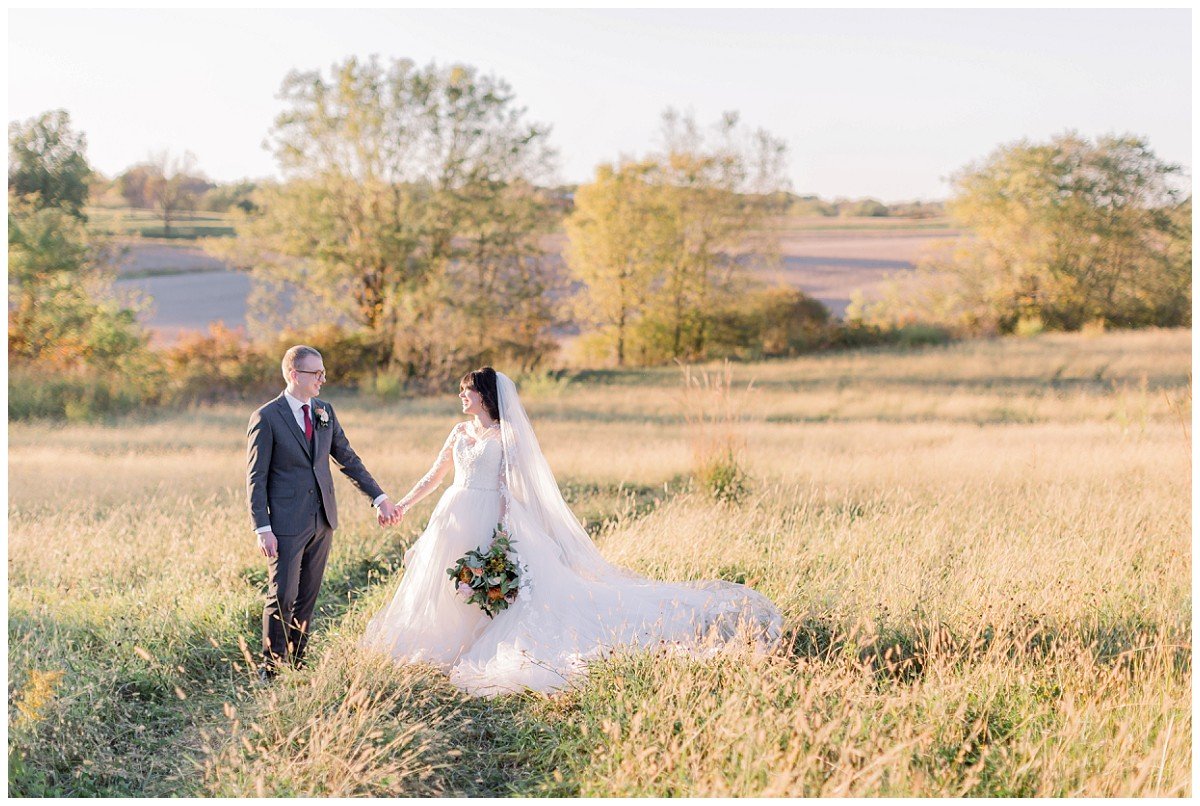 Weston-Timber-Barn-Wedding-Photography-K+A-10-2021-Elizabeth-Ladean-Photography-photo-_1333.jpg