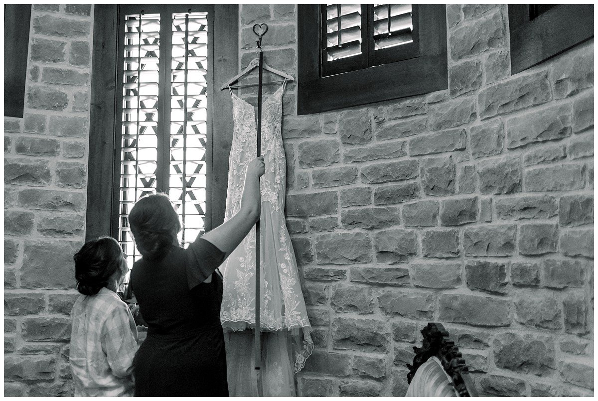 The-English-Barn-Wedding-Photography-L+W-11-2021-Elizabeth-Ladean-Photography-photo-_1928.jpg