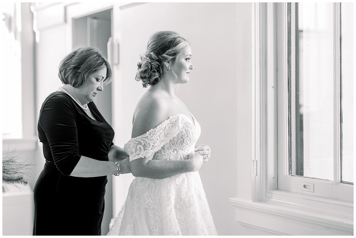 The-Historic-Post-Office-Wedding-Photography-Brynn-and-Jordan-H-12-2021-Elizabeth-Ladean-Photography-photo-_2106.jpg