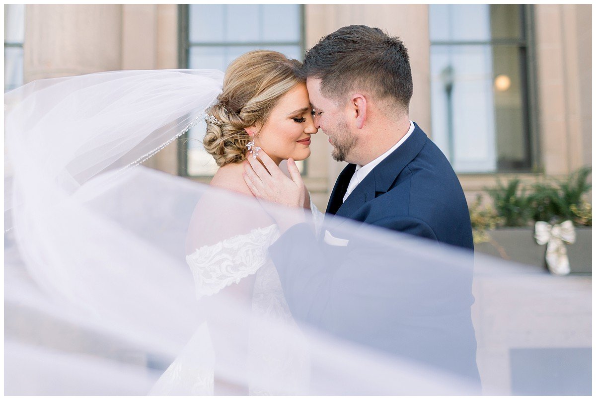 The-Historic-Post-Office-Wedding-Photography-Brynn-and-Jordan-H-12-2021-Elizabeth-Ladean-Photography-photo-_2124.jpg
