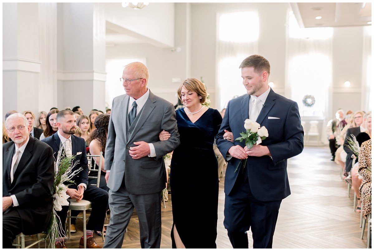 The-Historic-Post-Office-Wedding-Photography-Brynn-and-Jordan-H-12-2021-Elizabeth-Ladean-Photography-photo-_2166.jpg