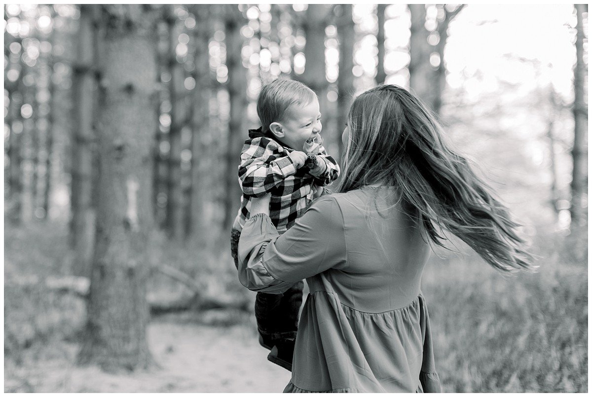 Burr-Oak-Fall-Family-Photos-H's-11-2021-Elizabeth-Ladean-Photography-photo-_2617.jpg