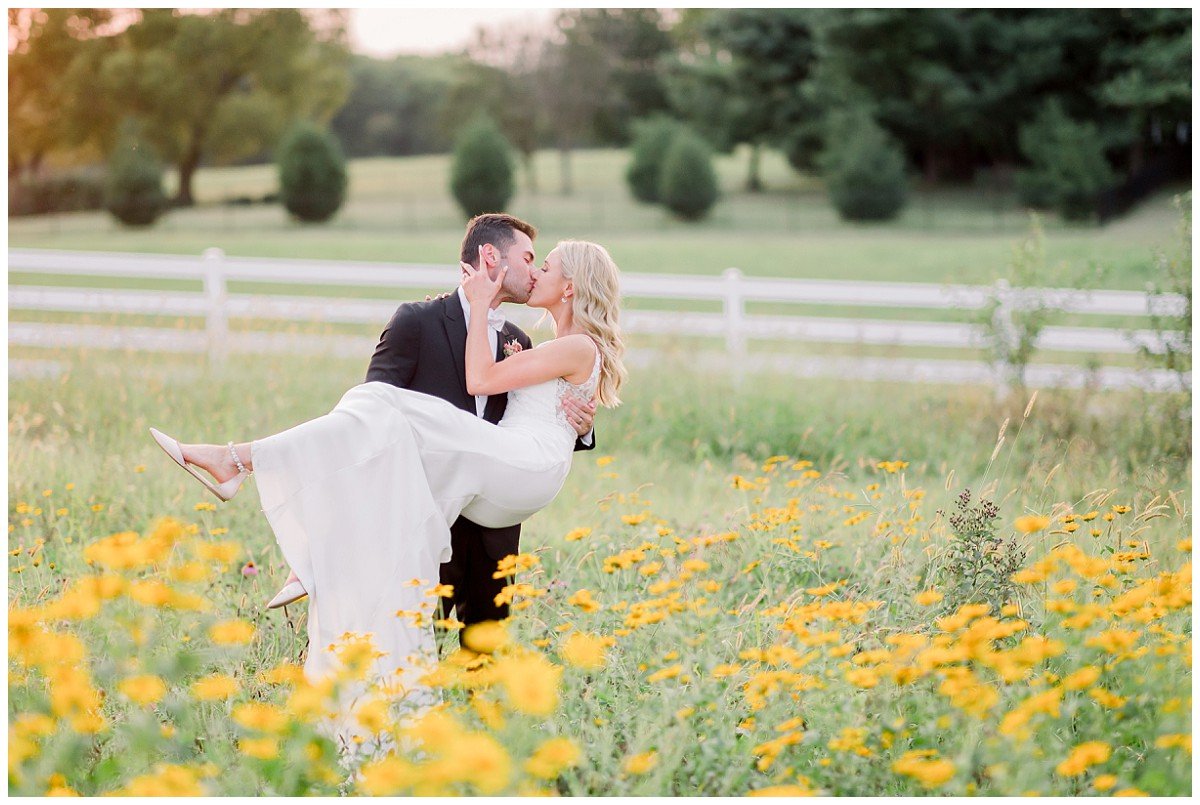 Missouri-Kansas-Iowa-Arkansas-North-Carolina-South-Carolina-engagement-and-wedding-photographer-Elizabeth-Ladean-Photography-photo-_3027.jpg