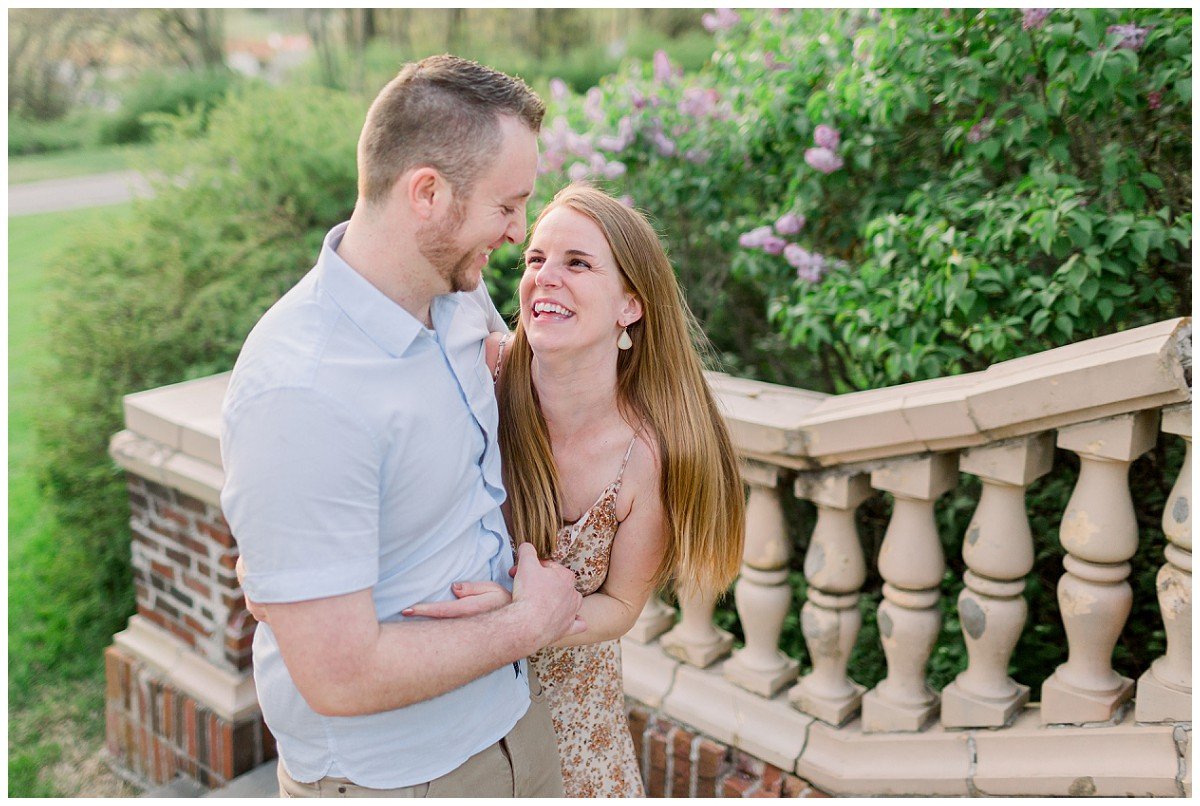 Engagement photos at Longview Mansion