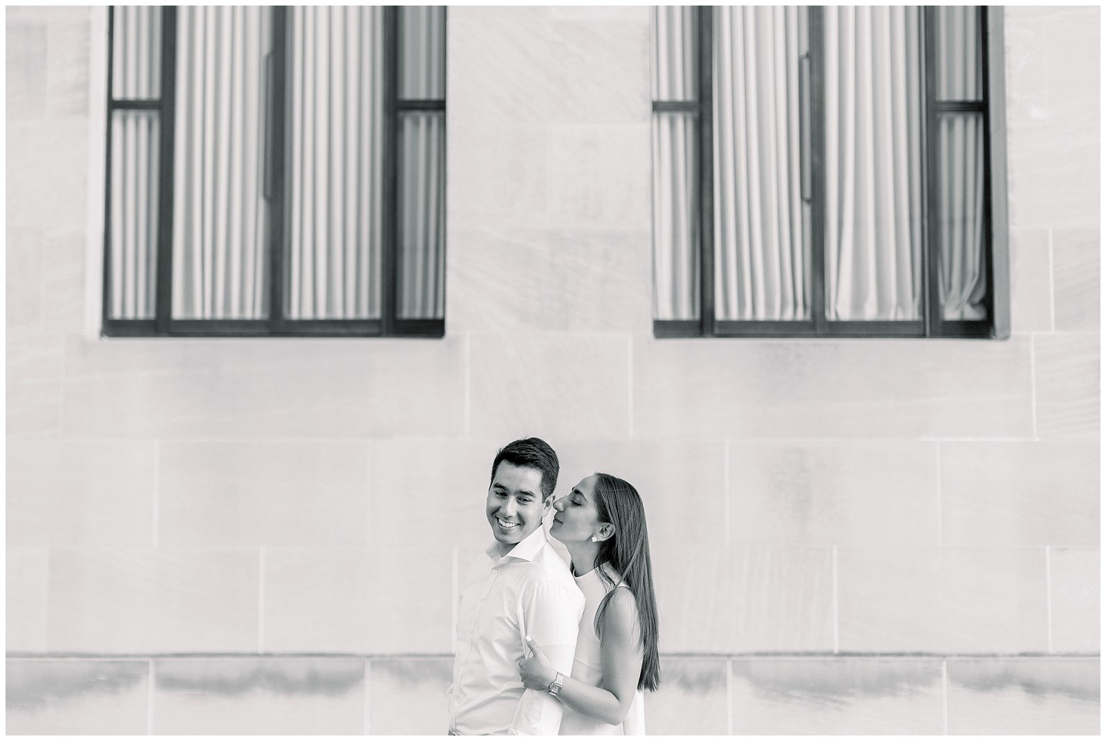 Summer-Engagement-Photos-at-The-Nelson-Atkins-K+S-0522-Elizabeth-Ladean-Photography-photo-_6485.jpg
