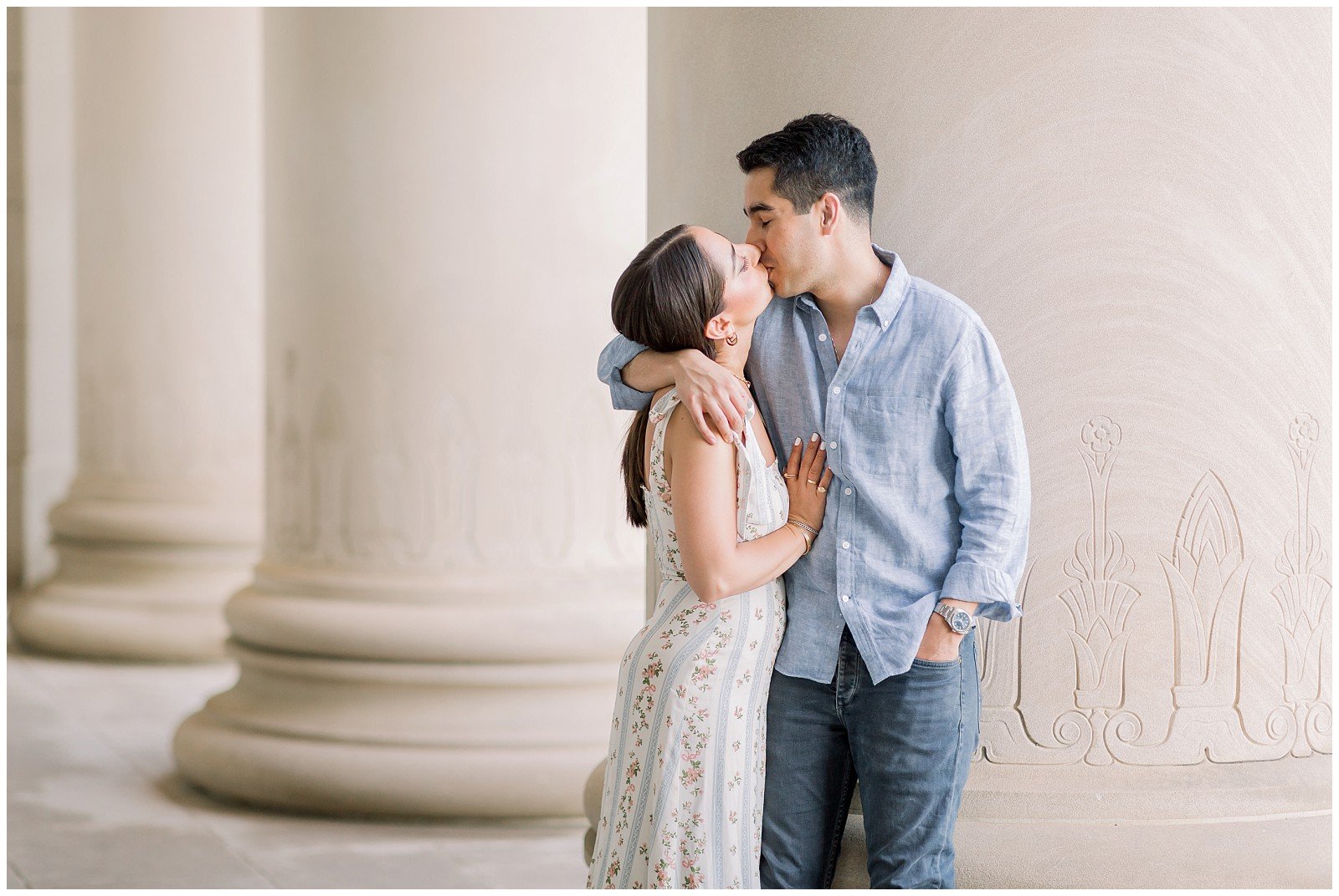 Summer-Engagement-Photos-at-The-Nelson-Atkins-K+S-0522-Elizabeth-Ladean-Photography-photo-_6493.jpg