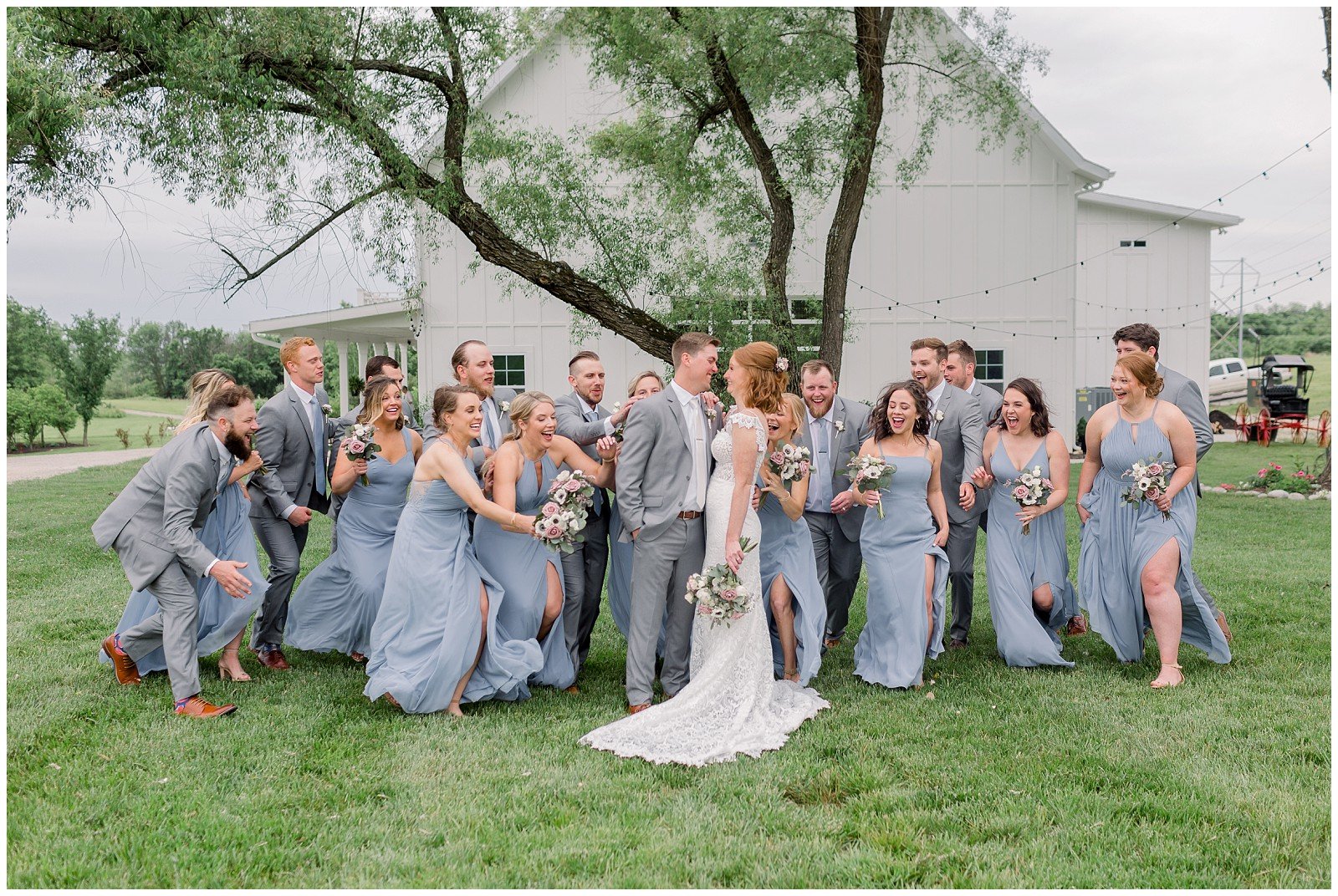 Midwest-Wedding-Engagement-Photographer-2023-Elizabeth-Ladean-Photography-photo-_6598.jpg