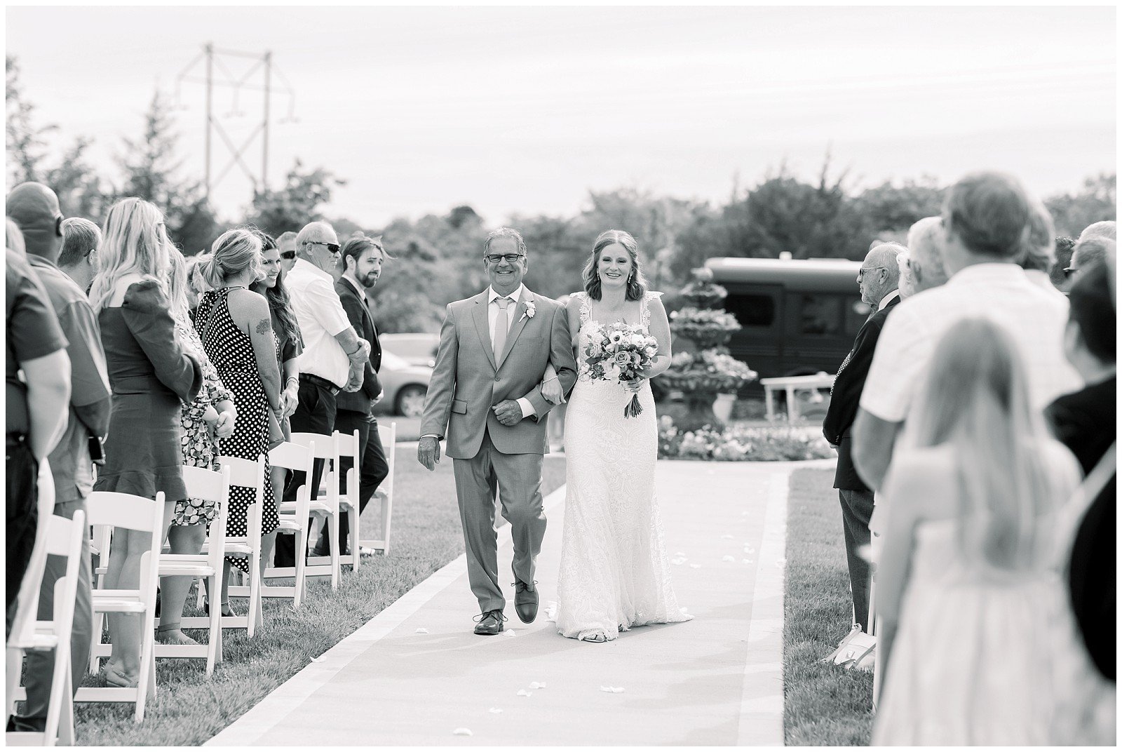 Midwest-Wedding-Engagement-Photographer-2023-Elizabeth-Ladean-Photography-photo-_6614.jpg