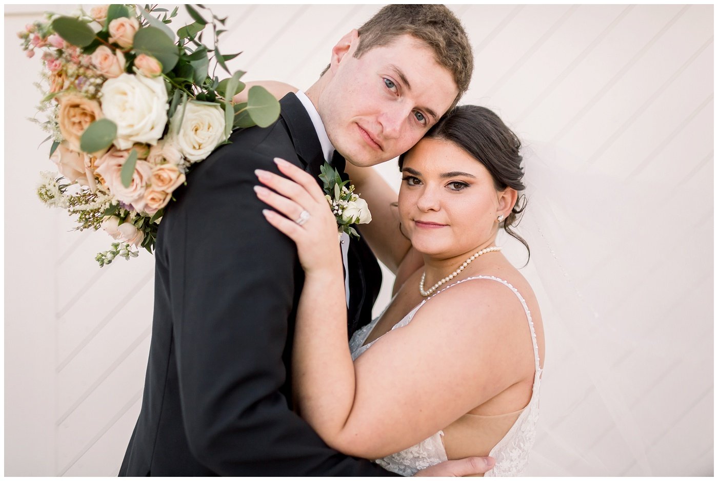 Wedding photos at White Iron Ridge smithville