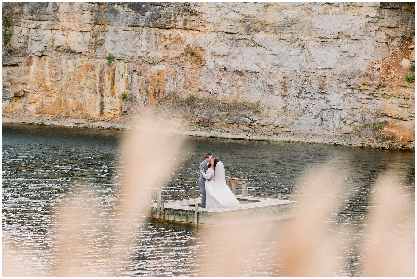 Wildcliff-Columbia-Missouri-Wedding-Photos-L+D-10-2022-Elizabeth-Ladean-Photography-photo-_1181.jpg