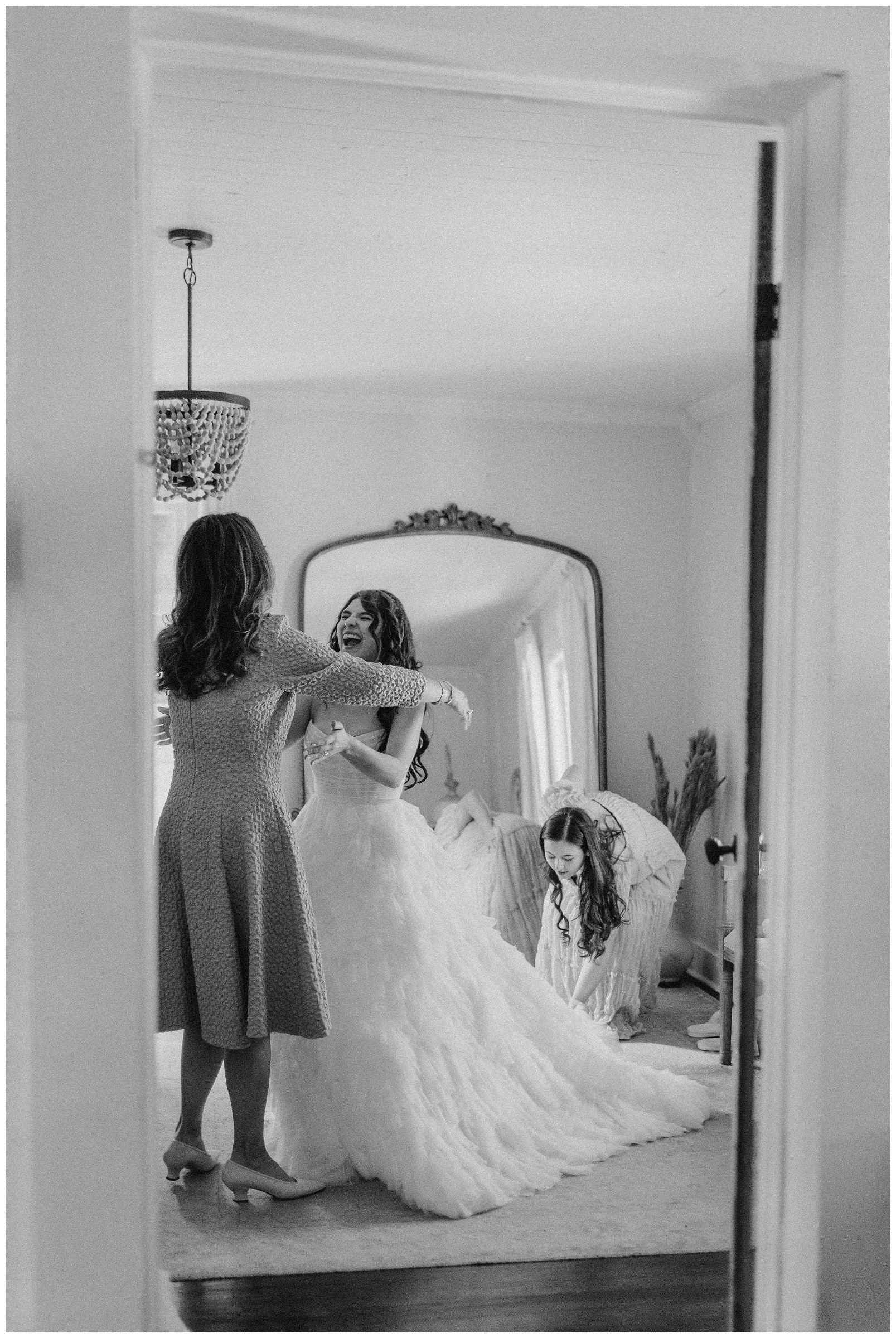 georgia-wedding-bride-getting-ready.JPG