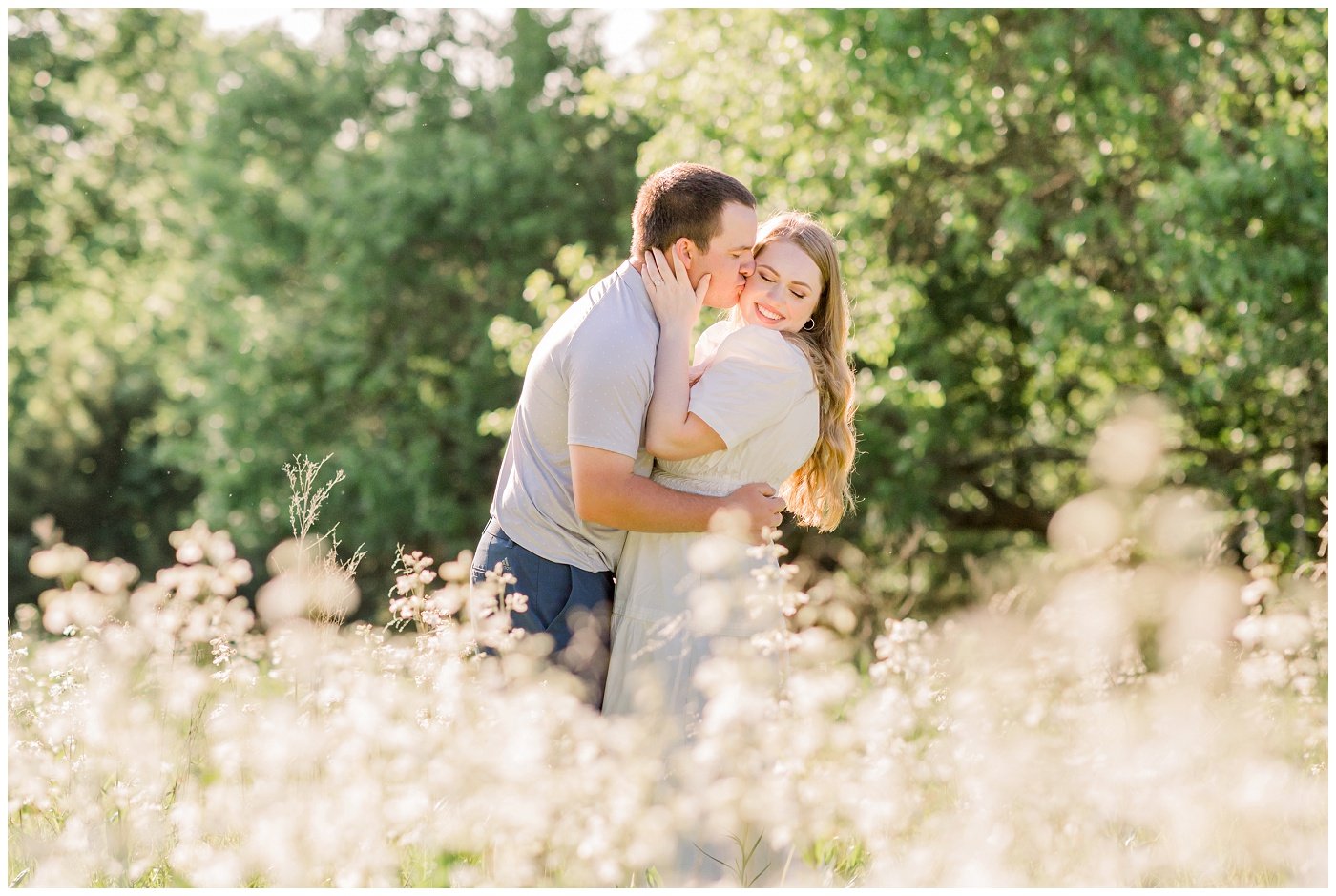 Shawnee-Mission-Park-Engagement-Photos-M+B-Elizabeth-Ladean-Photography-photo-_5673.jpg