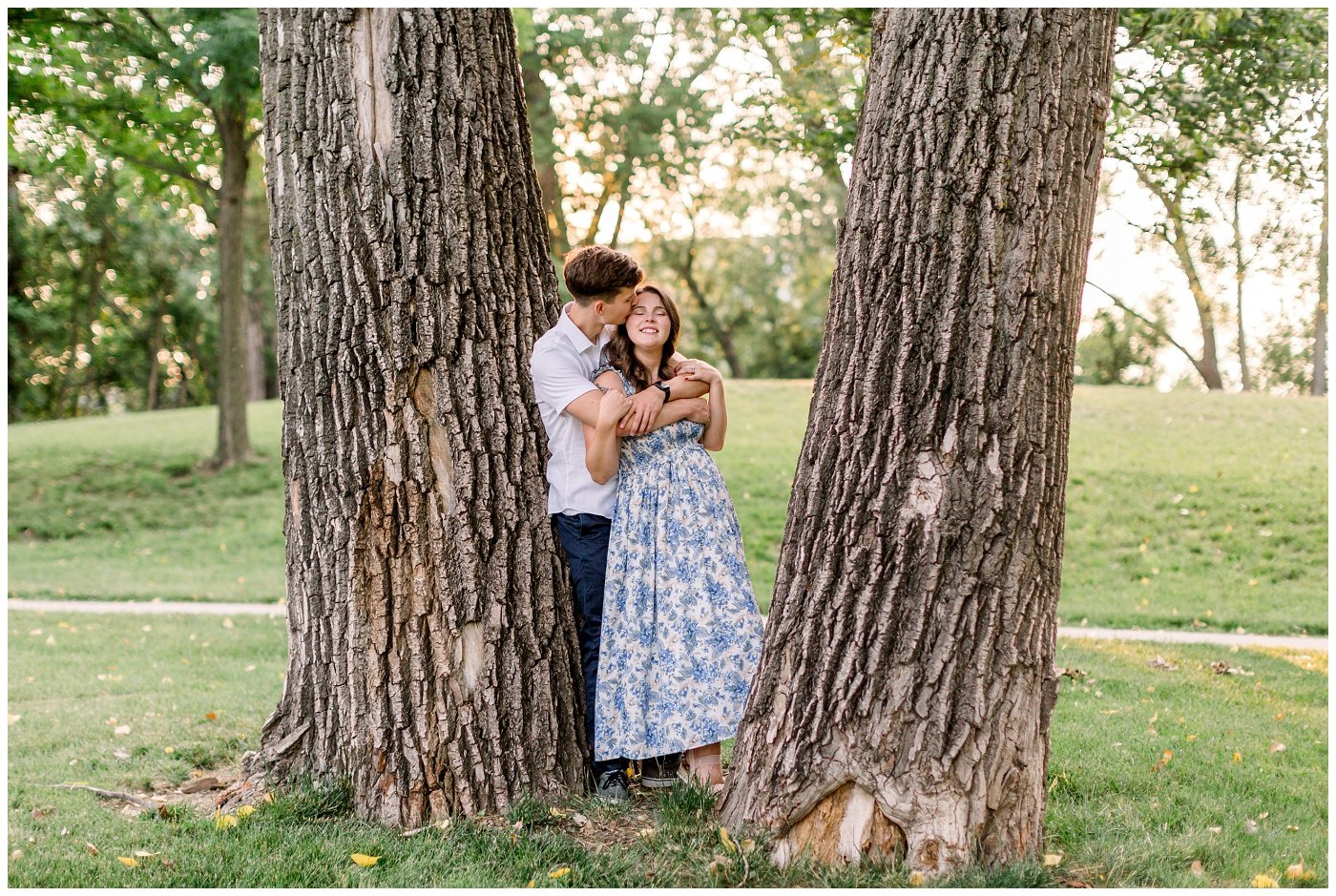 A-Kansas-City-Riverfront-Engagement-Photo-Session-B+J-by-Elizabeth-Ladean-Photography-photo-_5852.jpg