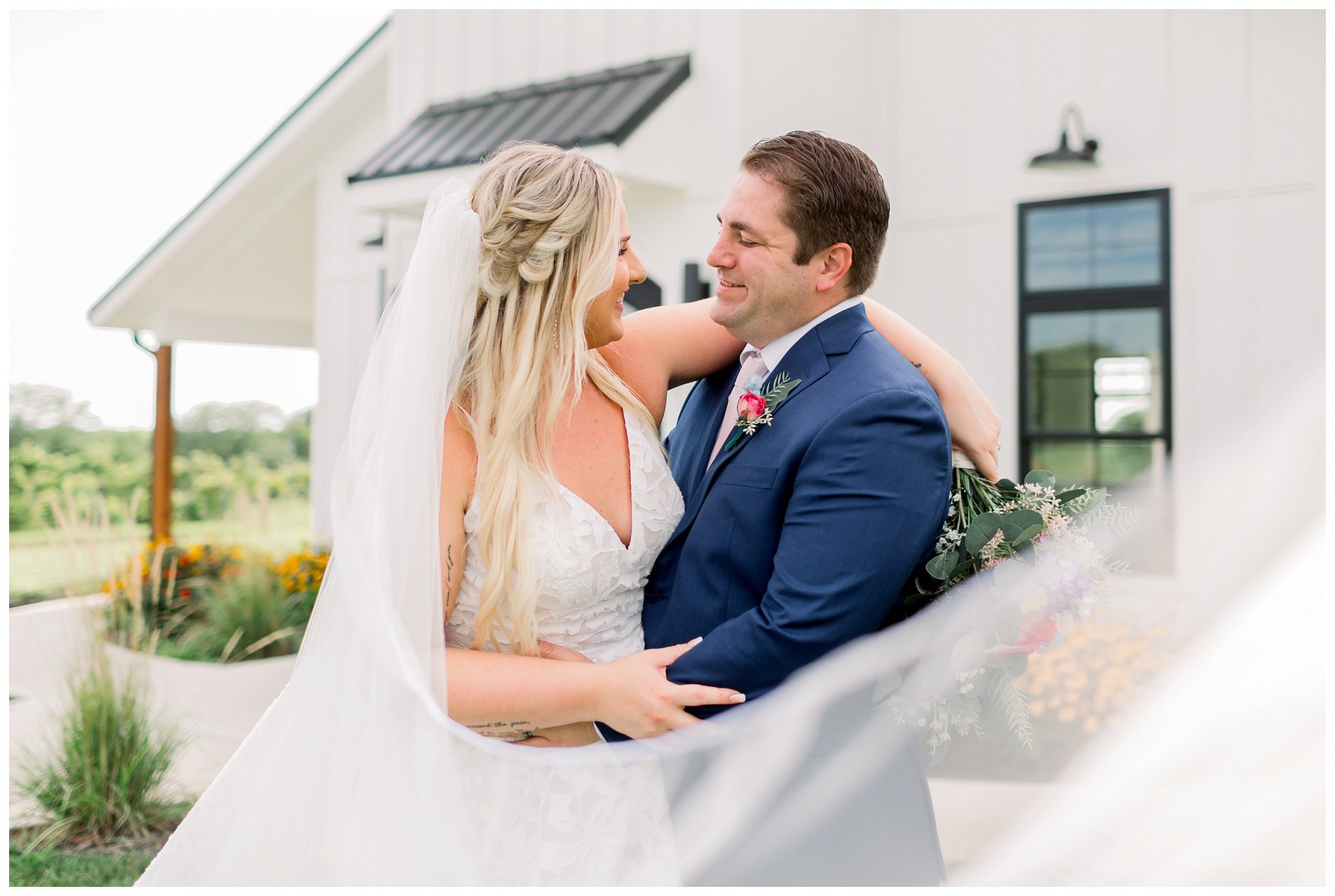 Intimate-Wedding-Photography-The-Brim-KC-M+B-Elizabeth-Ladean-Photography-photo-_6137.jpg