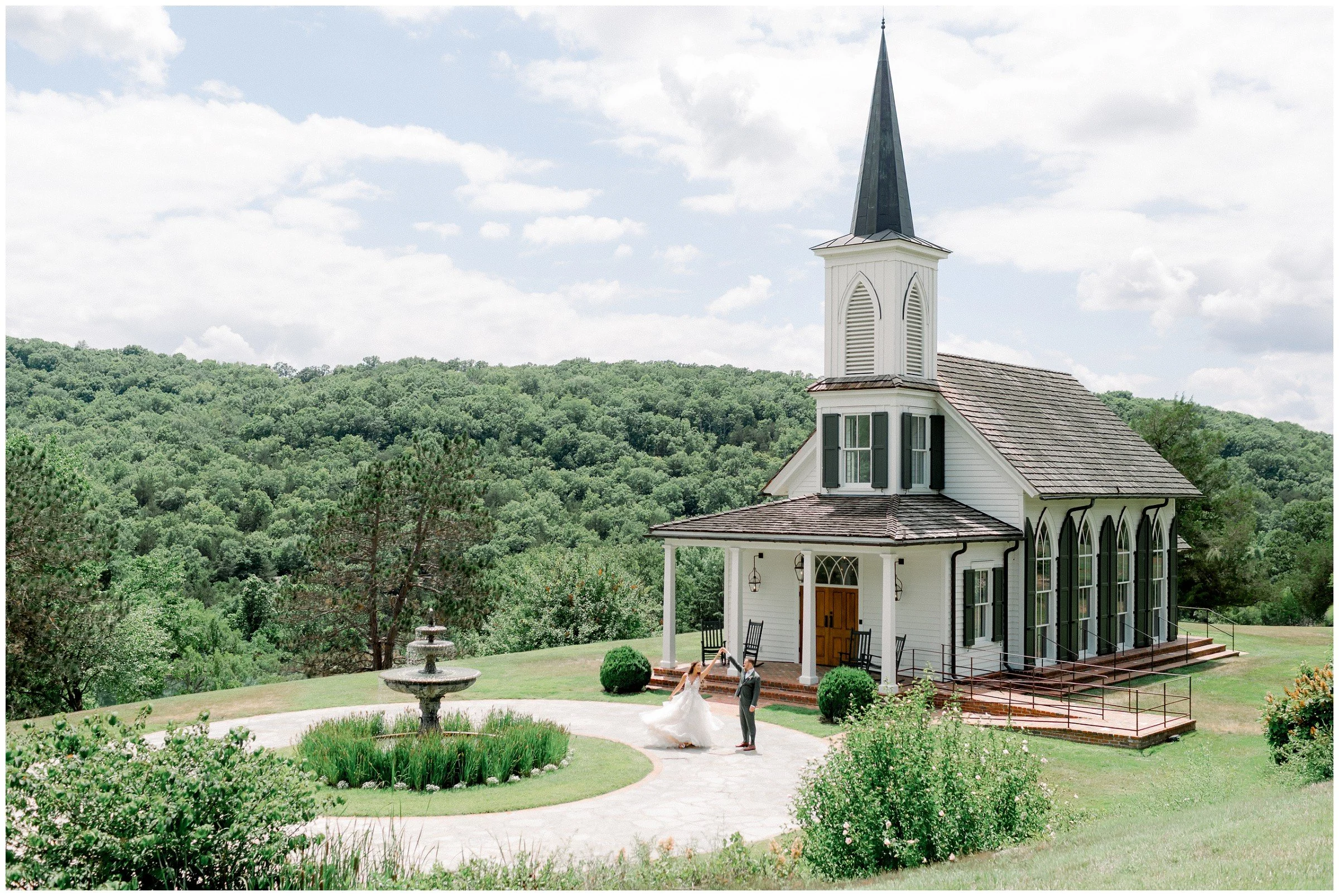 white-chapel-wedding-big-cedar-lodge.JPG