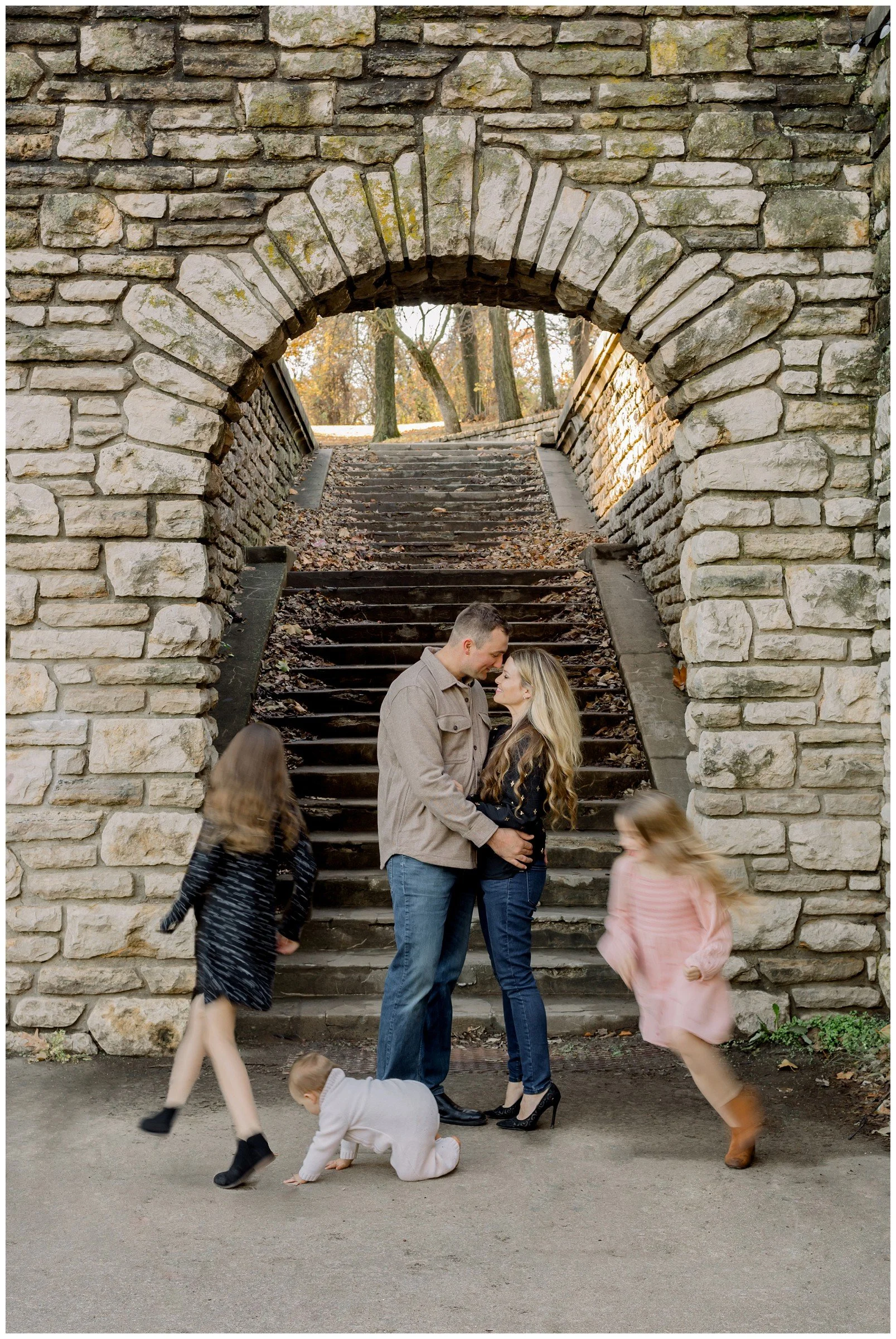 family-of-five-portraits-krug-park.jpg