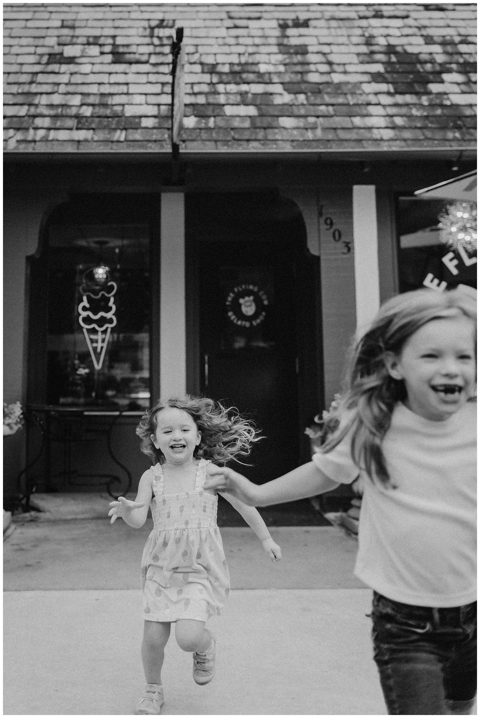 sisters-ice-cream-shop.jpg