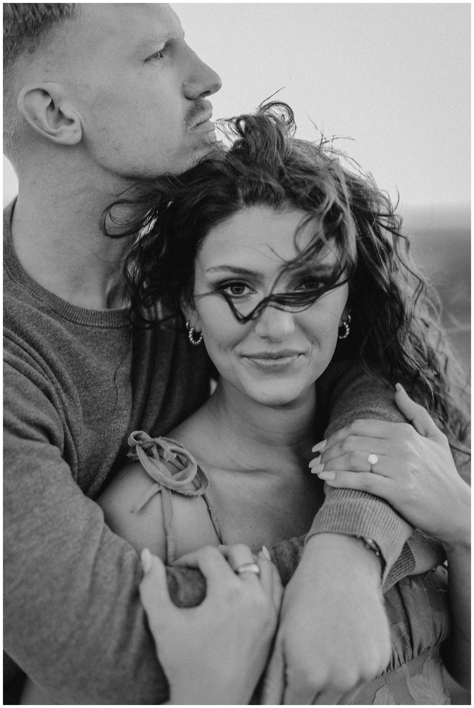 windy-engagement-photos-midwest.JPG