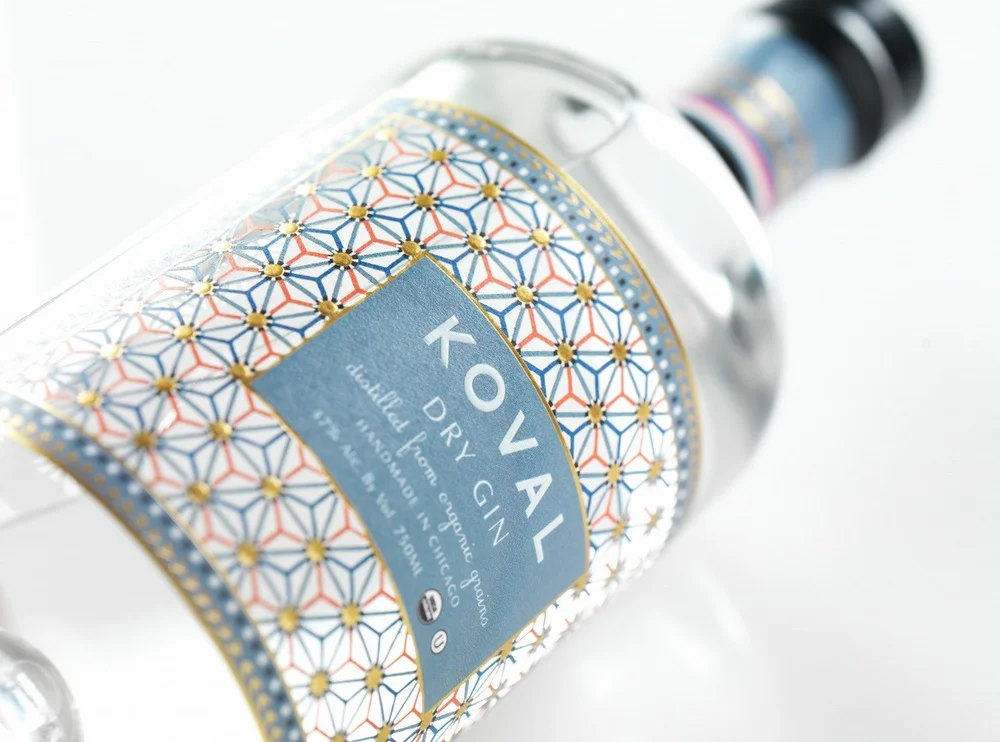 dry_gin_750_detail_02_prv.jpg