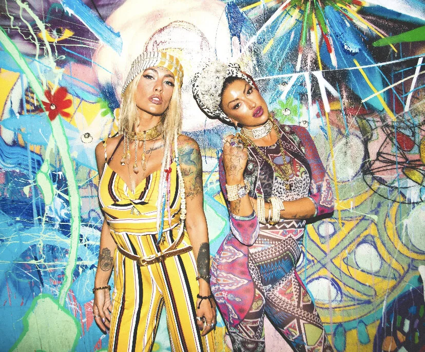 Neon Hitch for Warner Brothers Records 