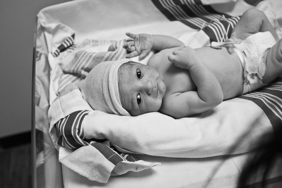 oliver is born-22.jpg