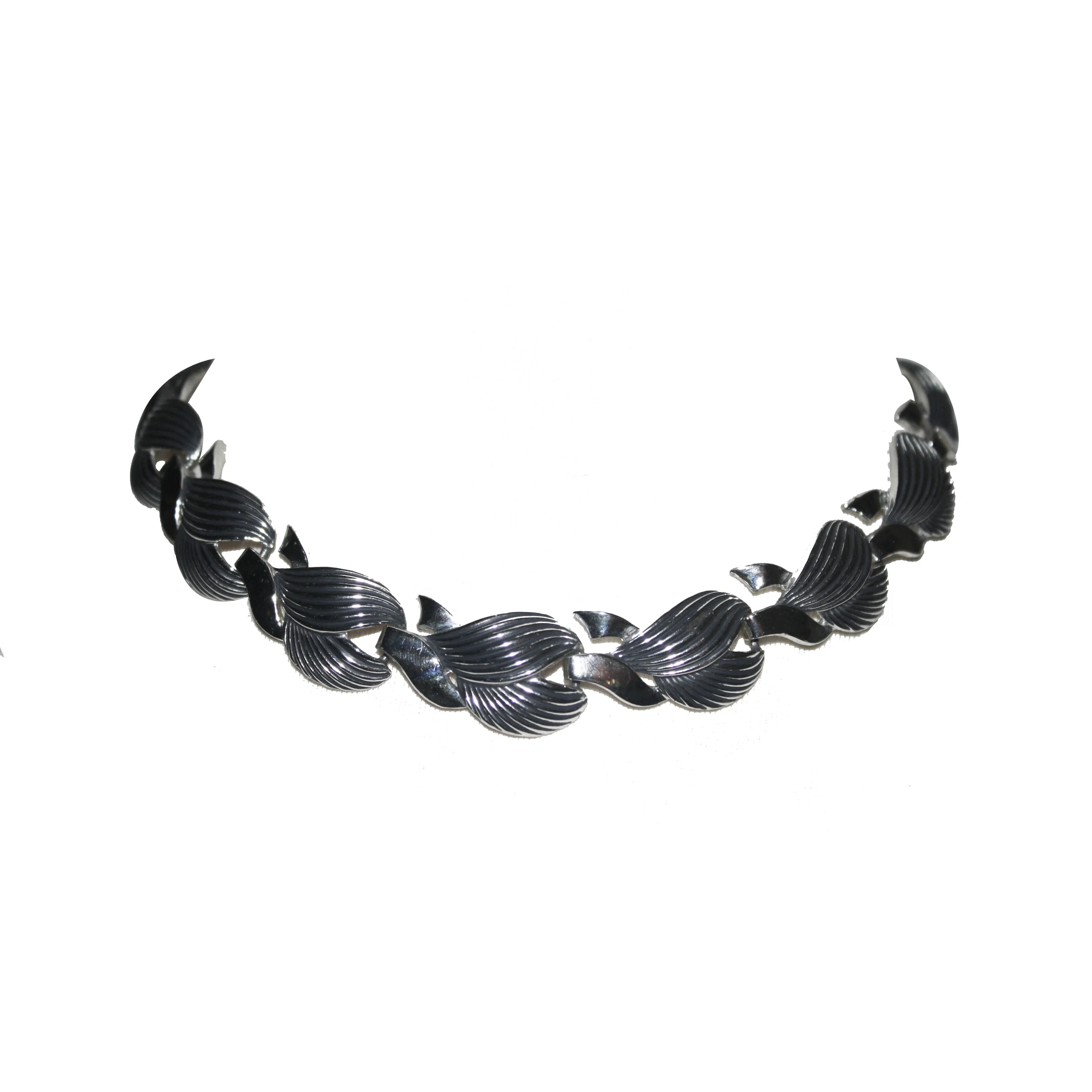 Vintage Linking Petal Silver Tone Necklace