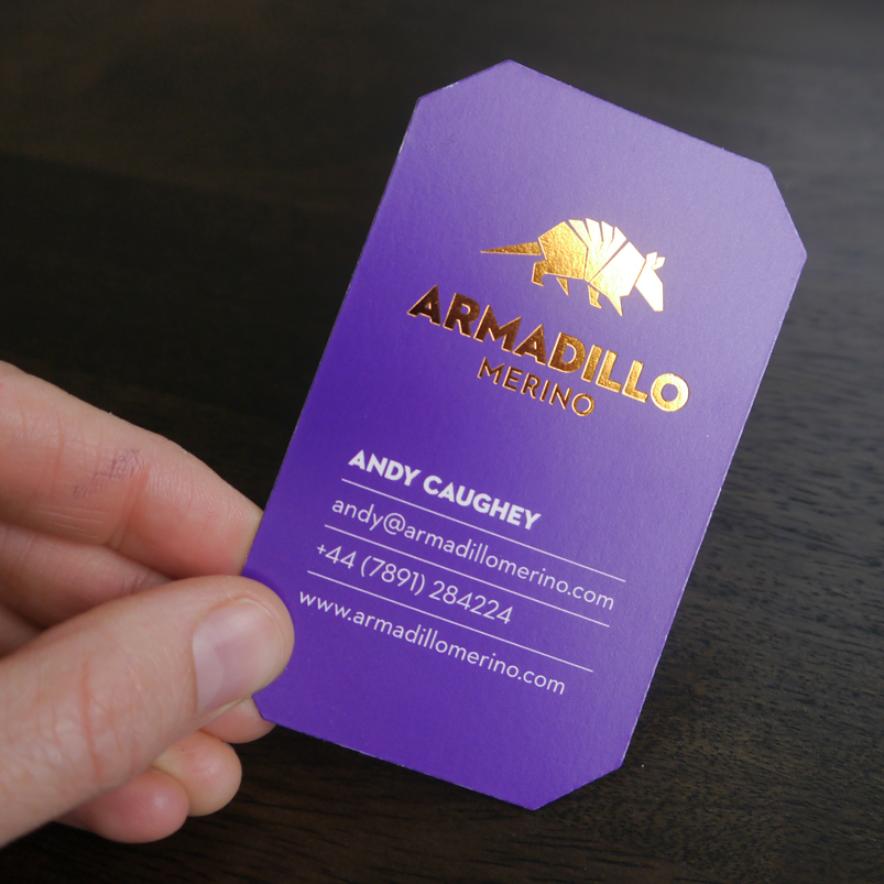  Bronze foiling on the business card references a medal of honour while angled corners give a subtle nod to a soldier's dog-tag. 