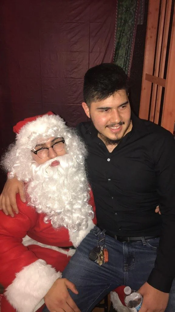 SANTA & RAMIRO.jpg