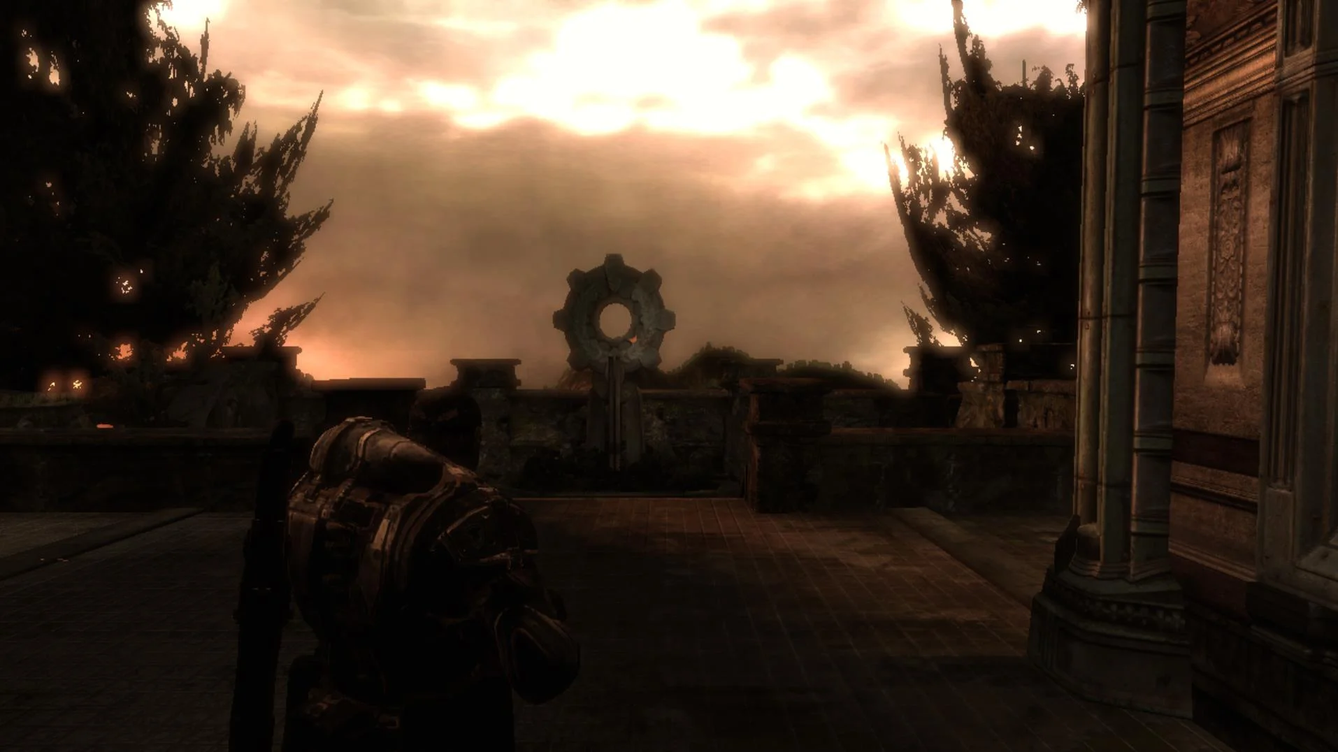 GoW-OutdoorStatueView.jpg