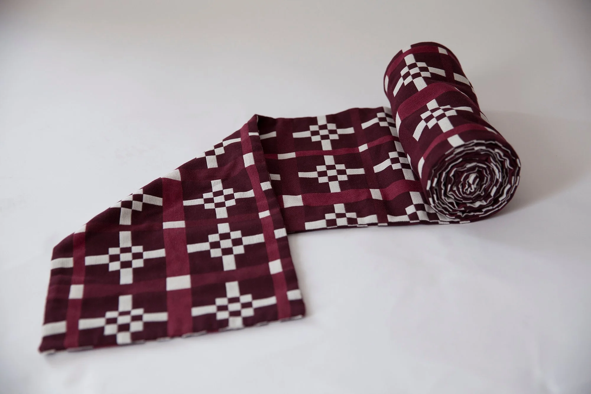 alidover_hygge_berry_scarf.jpg