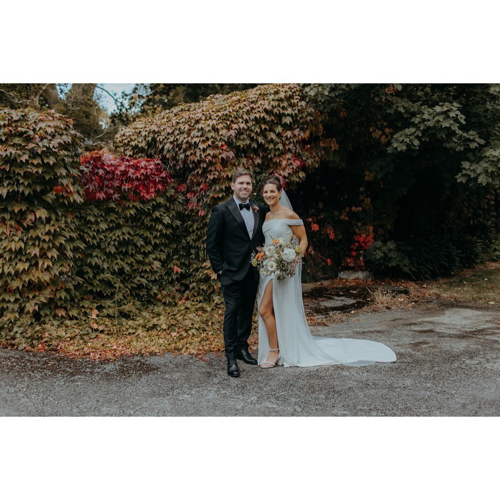 My favorite part about my job is that I get to meet such amazing couples and that I get hang with on one of the biggest days of their lives. I met Georgia and Campbell at their friend&rsquo;s wedding that I photographed last year and I was so honoure