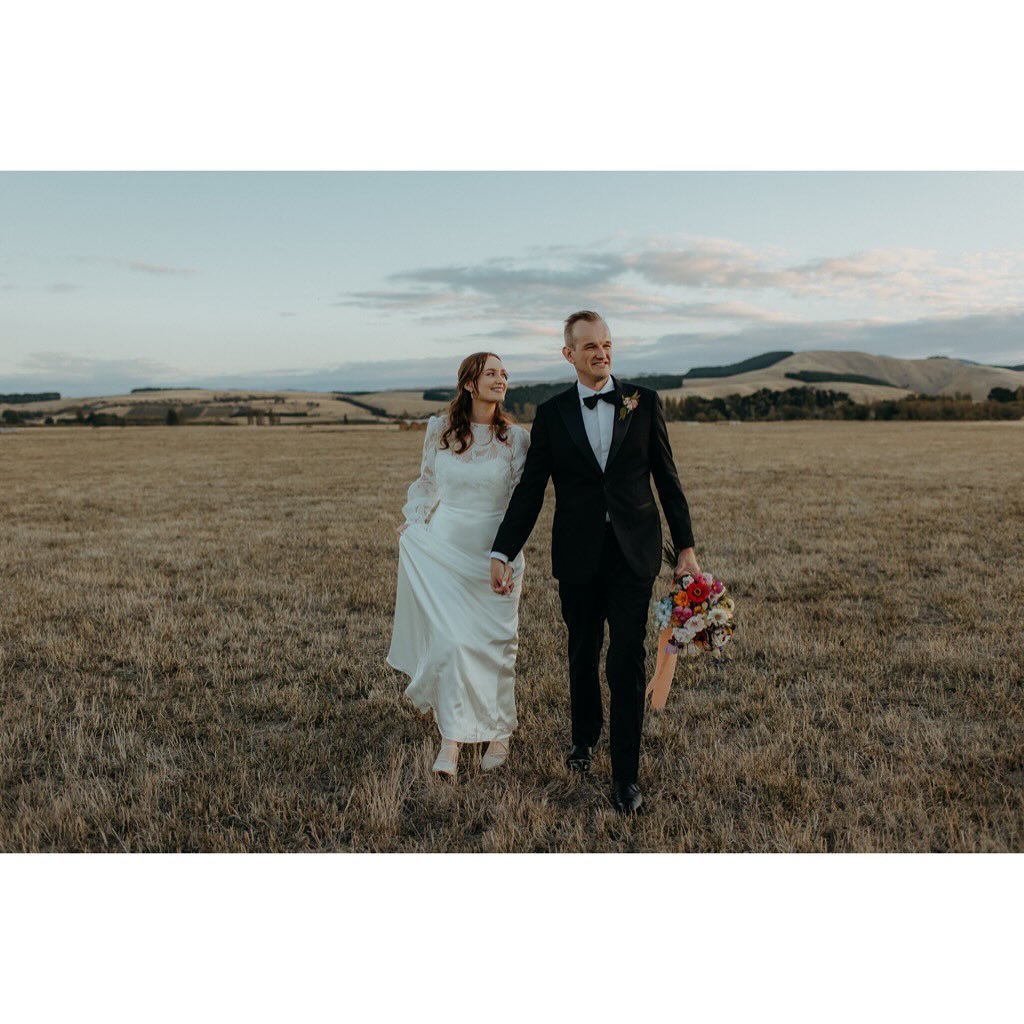 So excited to share a few sneak peeks from Peta and Max&rsquo;s beautiful wedding a few weeks ago at @3littlewordsnz . They exchanged their vows in front of their loved ones followed by lawn games, delicious canap&eacute;s and entertainment by @steve