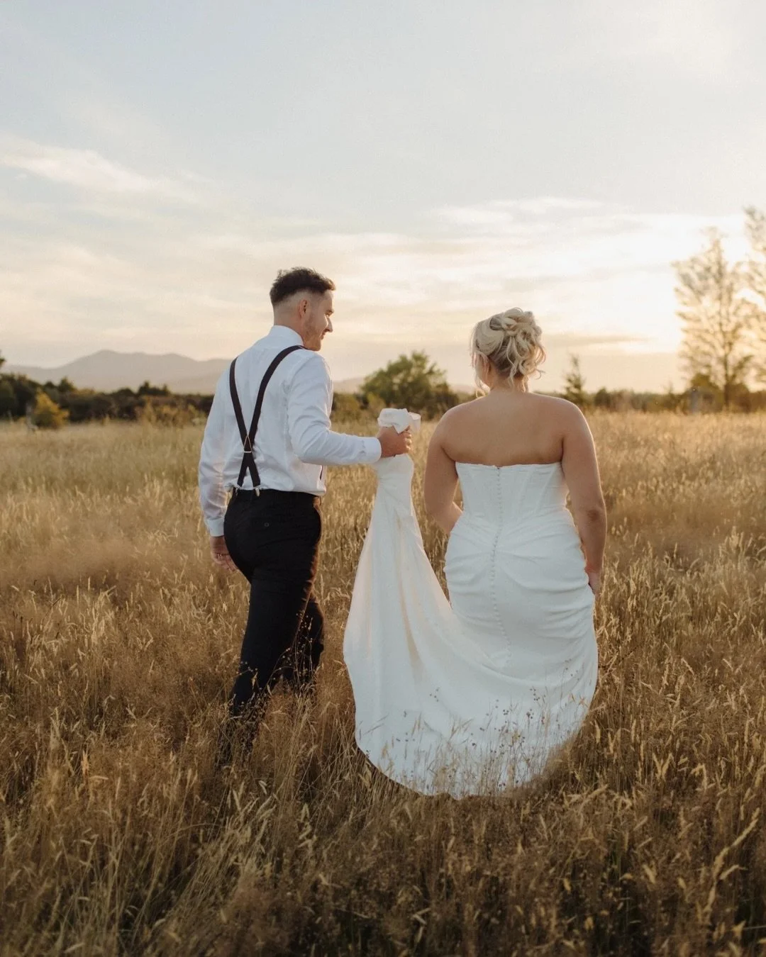 At a music festival with mutual friends, Lara and Alex were ordering lunch at the food court when their eyes met outside an Indian takeaway. Love was in the air (and perhaps the irresistible scent of butter chicken) and what began as a simple moment 