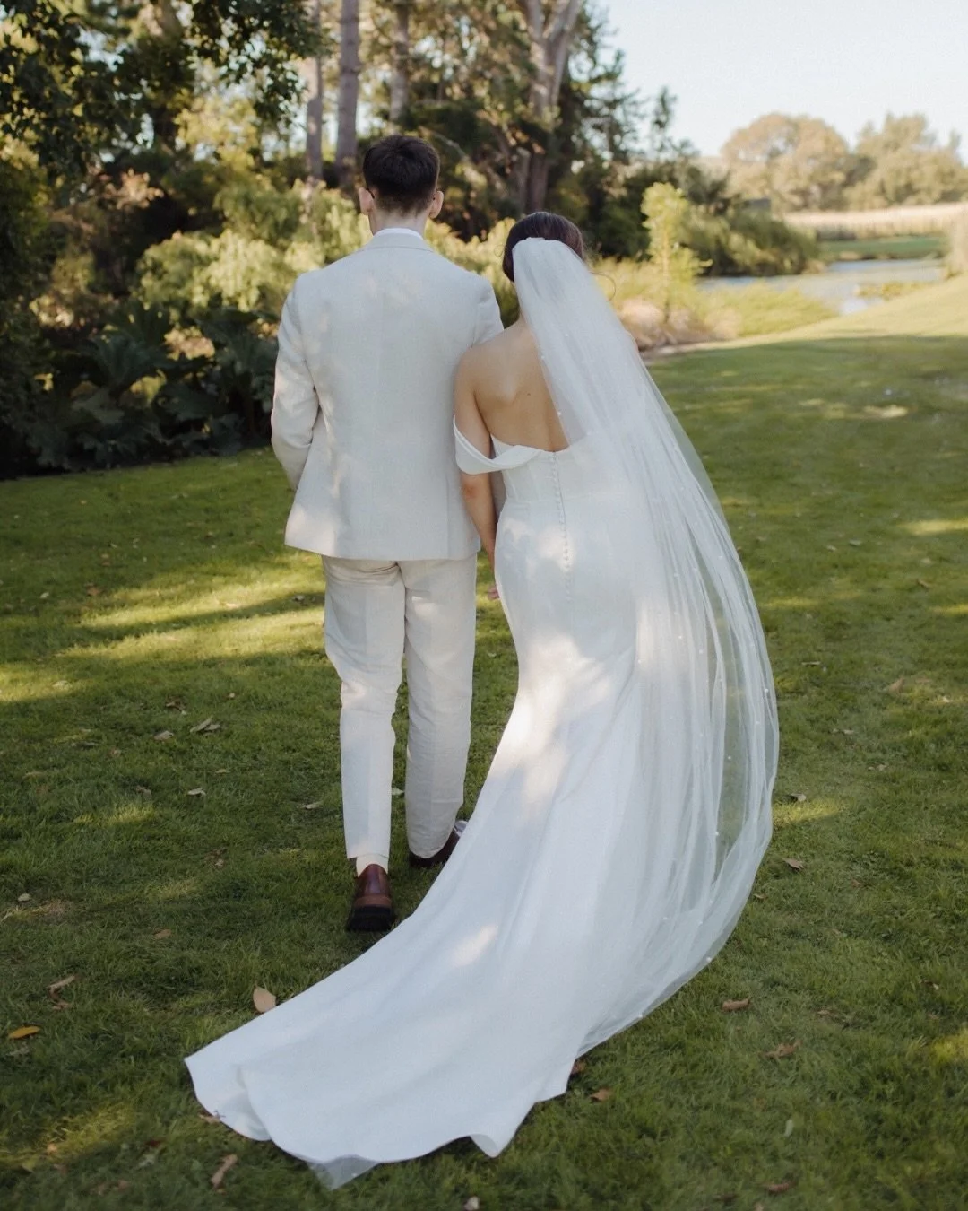 Rewinding back to Kayla and Sam&rsquo;s wedding in early February. One of the hottest days of the summer, and the perfect excuse for an al fresco celebration at Parehua Resort. It was my first wedding at Parehua and I cannot wait to be back there lat