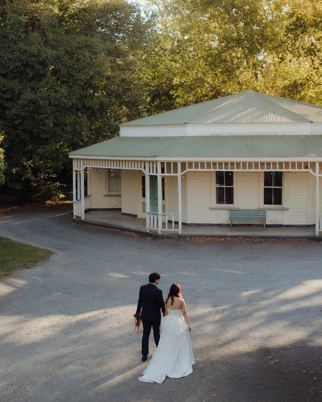 Eva and Alex&rsquo;s gallery went out this week and I&rsquo;m so excited to be able to share a few from their beautiful day. They started the day with a traditional Chinese tea ceremony honoring both sides of their family before exchanging vows the g