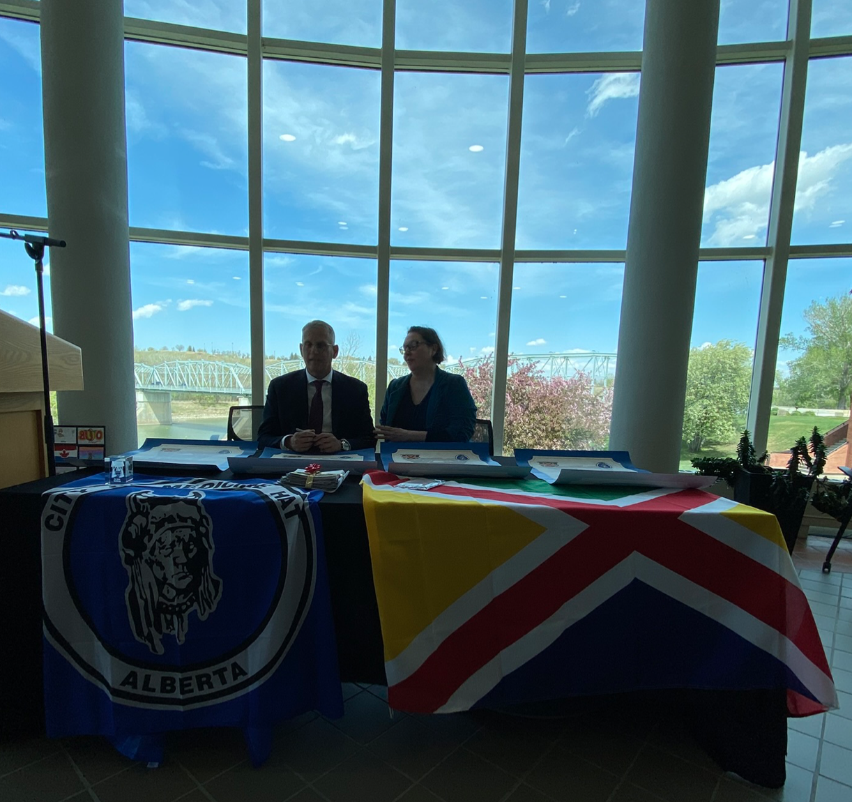 After exchange of city flags