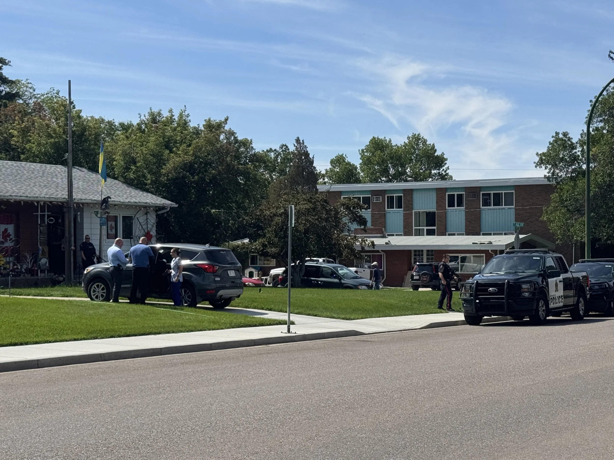 Large police Presence at SW Hill Home