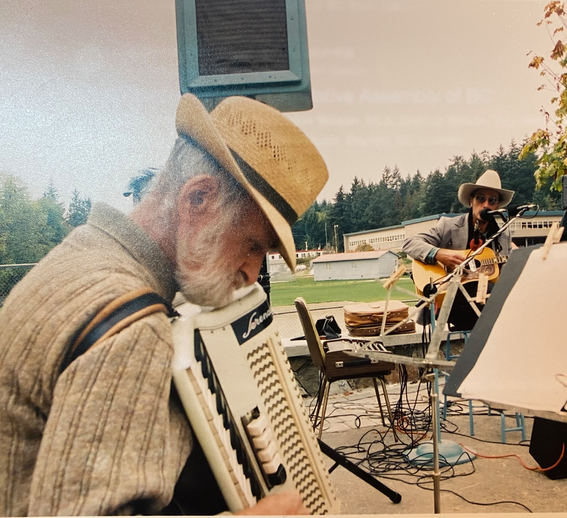 Madeira Park Accordion Player