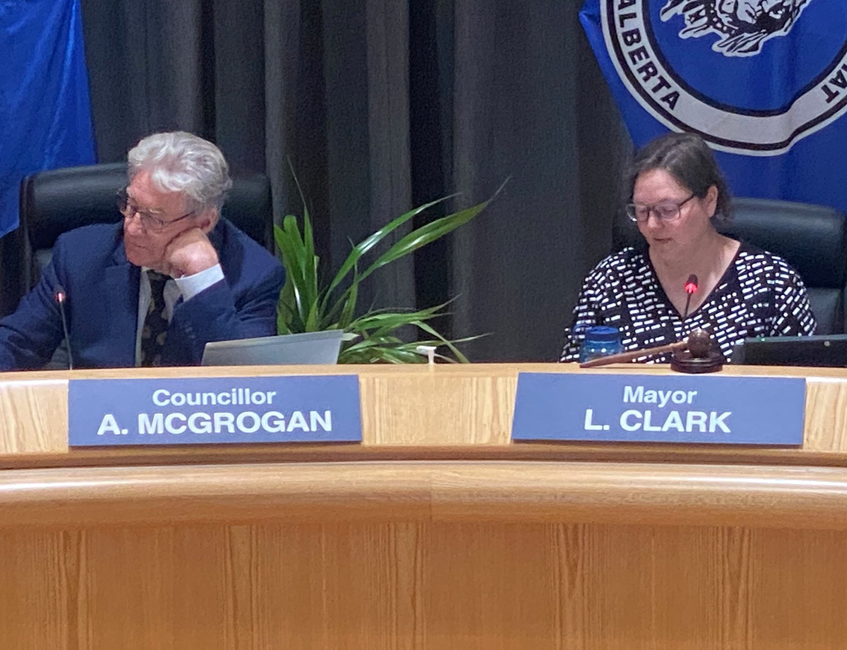 Committee to Debate Who Controls the Purse Strings