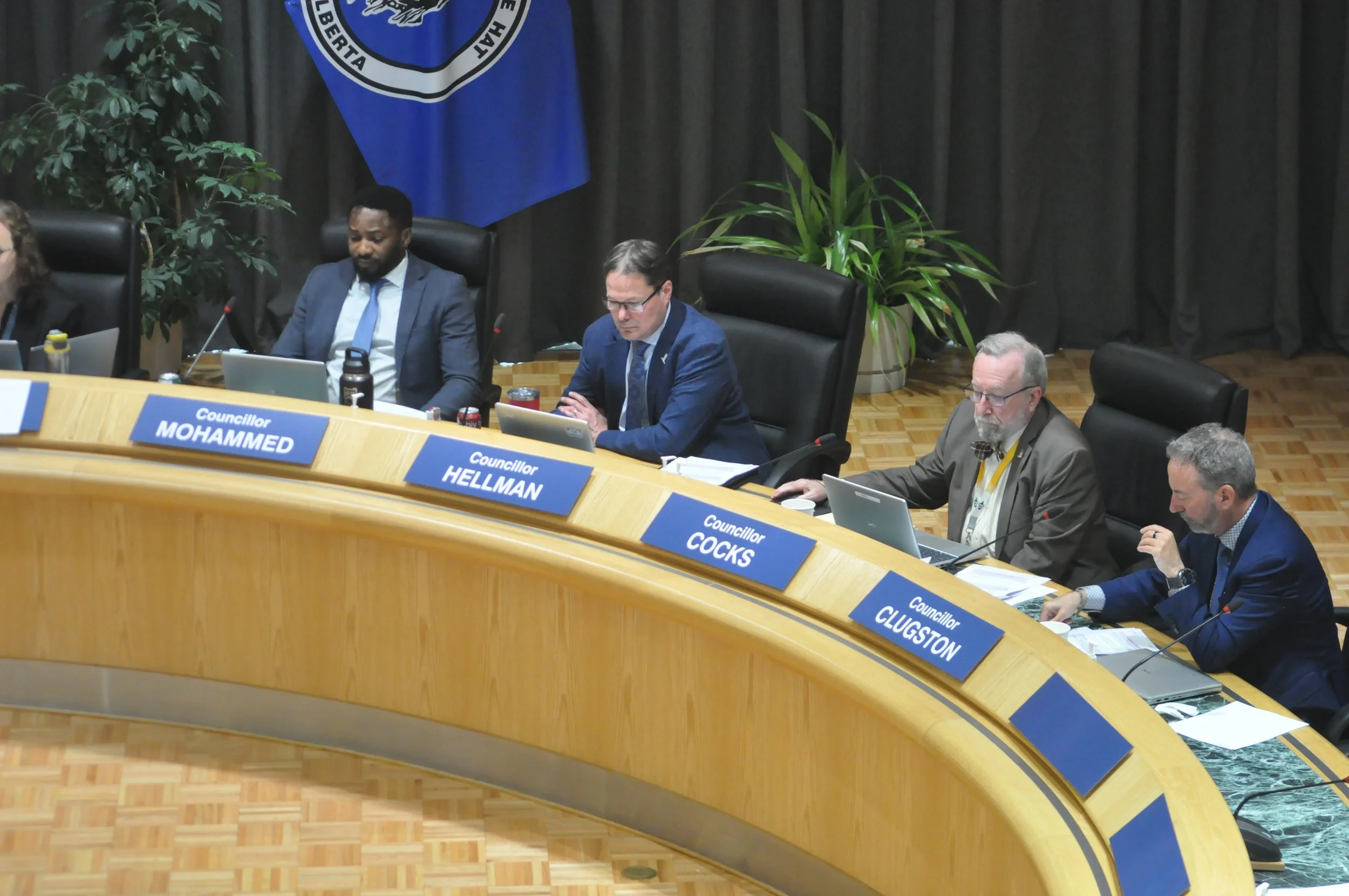 Council To Debate Motion To Reduce Taxes After Passing 1st Reading of Bylaw to Increase Rates