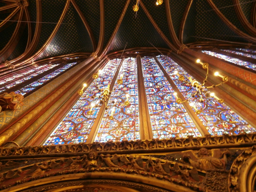 Sainte-Chapelle upper chapel side view during evening concert