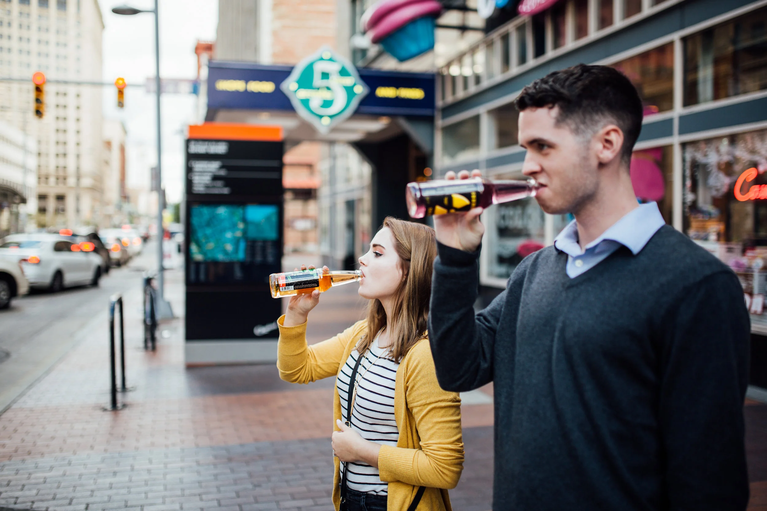 Cleveland, Ohio // lifestyle and documentary wedding and engagement photographer // Carrie Hall Photography