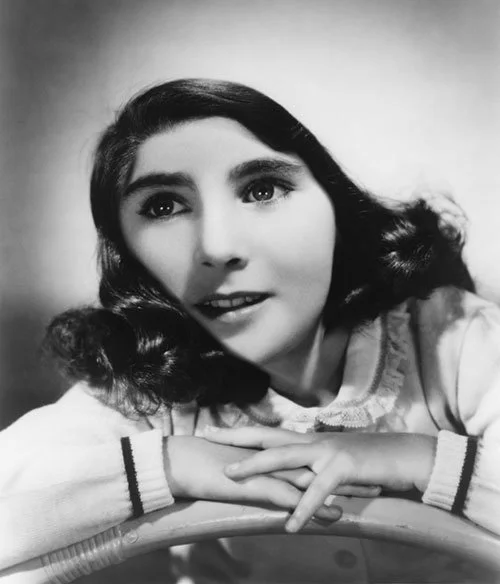 elizabeth-taylor-01.jpg